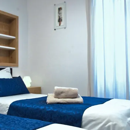 Piranum 招待所 皮兰